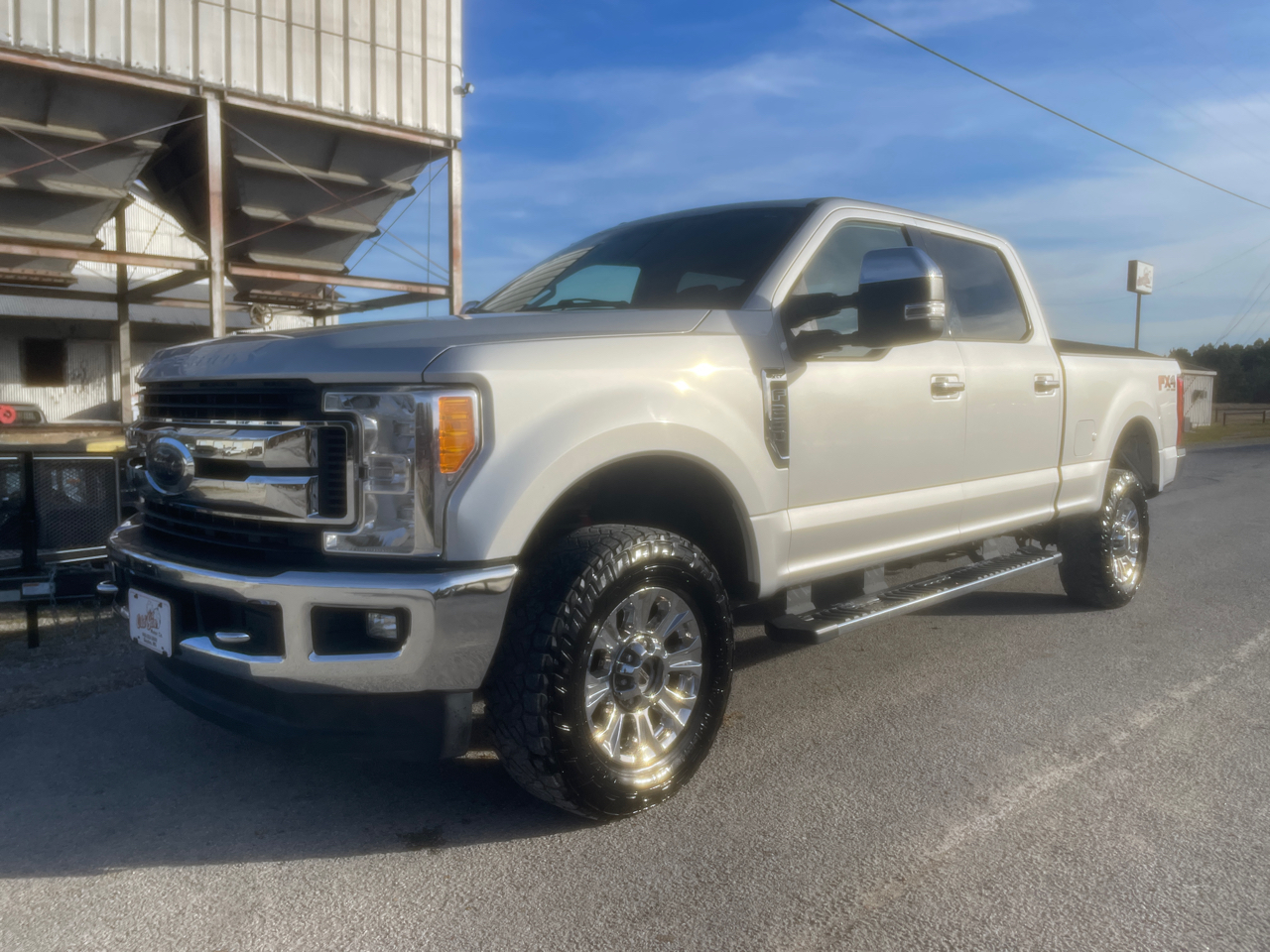 2017 Ford F-250 SD XLT Crew Cab 4WD