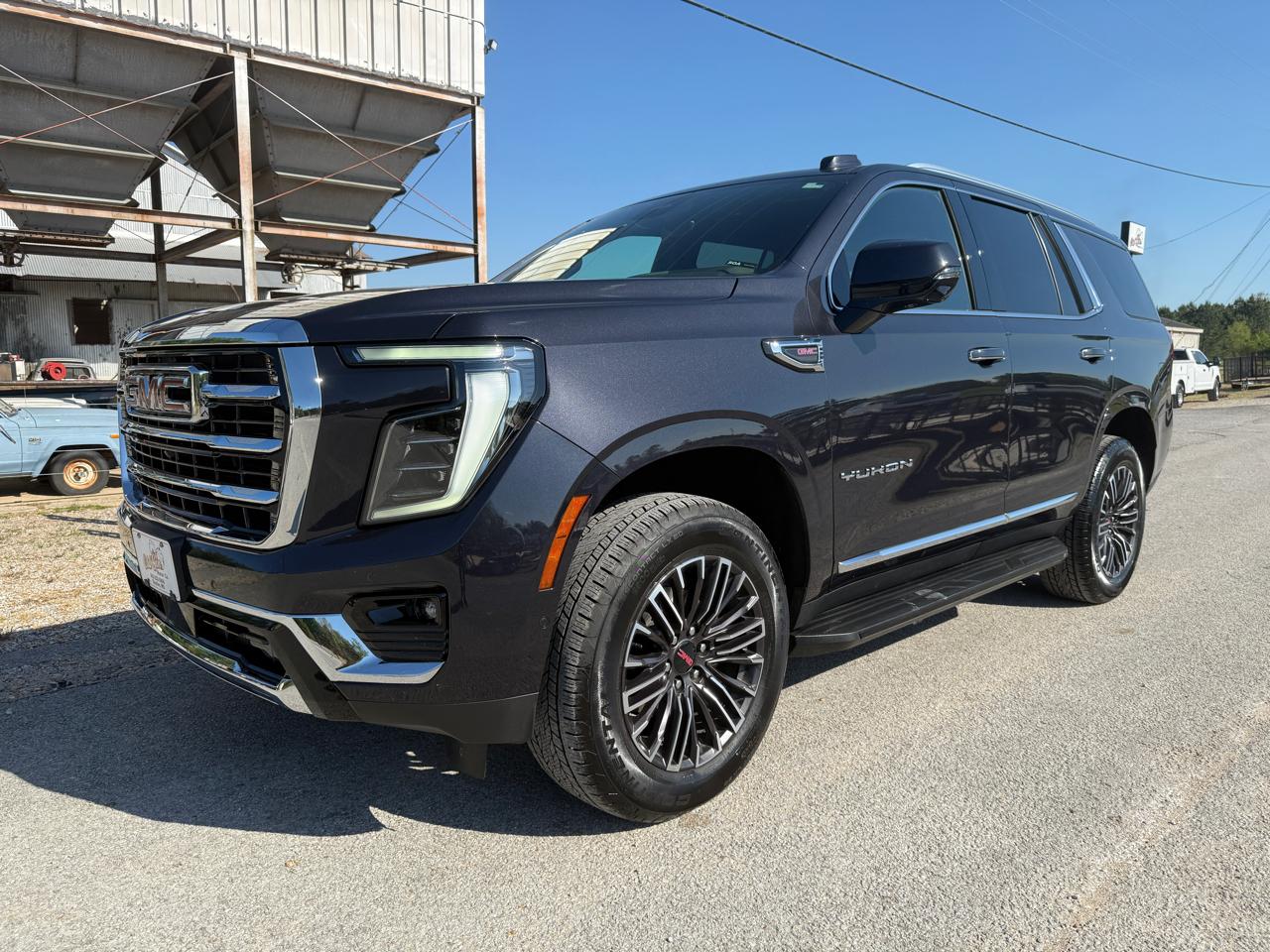 2025 GMC Yukon Elevation