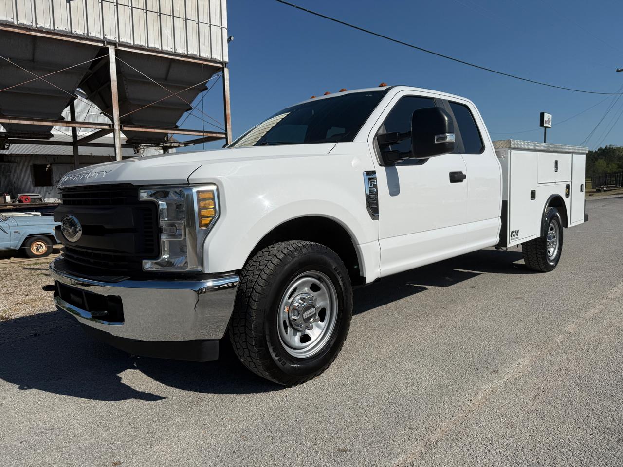 2018 Ford F-350 SD XL SuperCab Long Bed 2WD