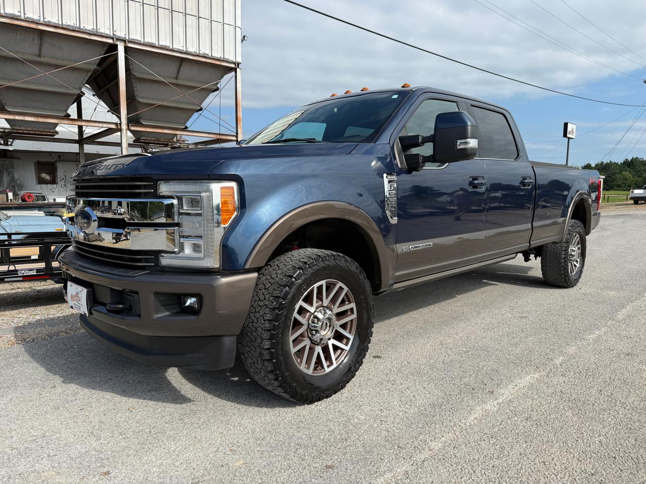 2017 Ford Super Duty F-350 SRW King Ranch 4WD Crew Cab 8' Box
