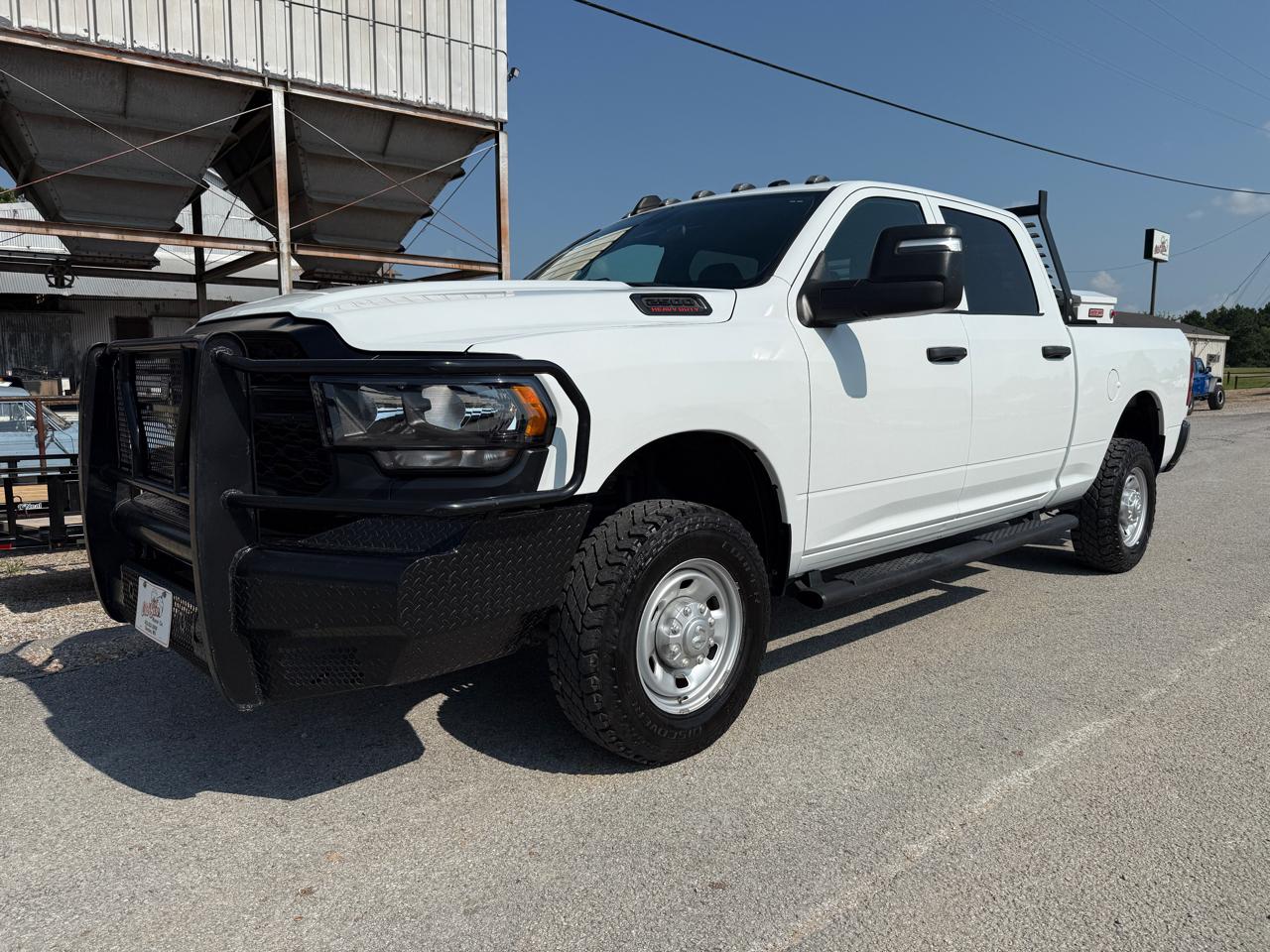 2023 RAM 2500 Tradesman 4x4 Crew Cab 6'4" Box