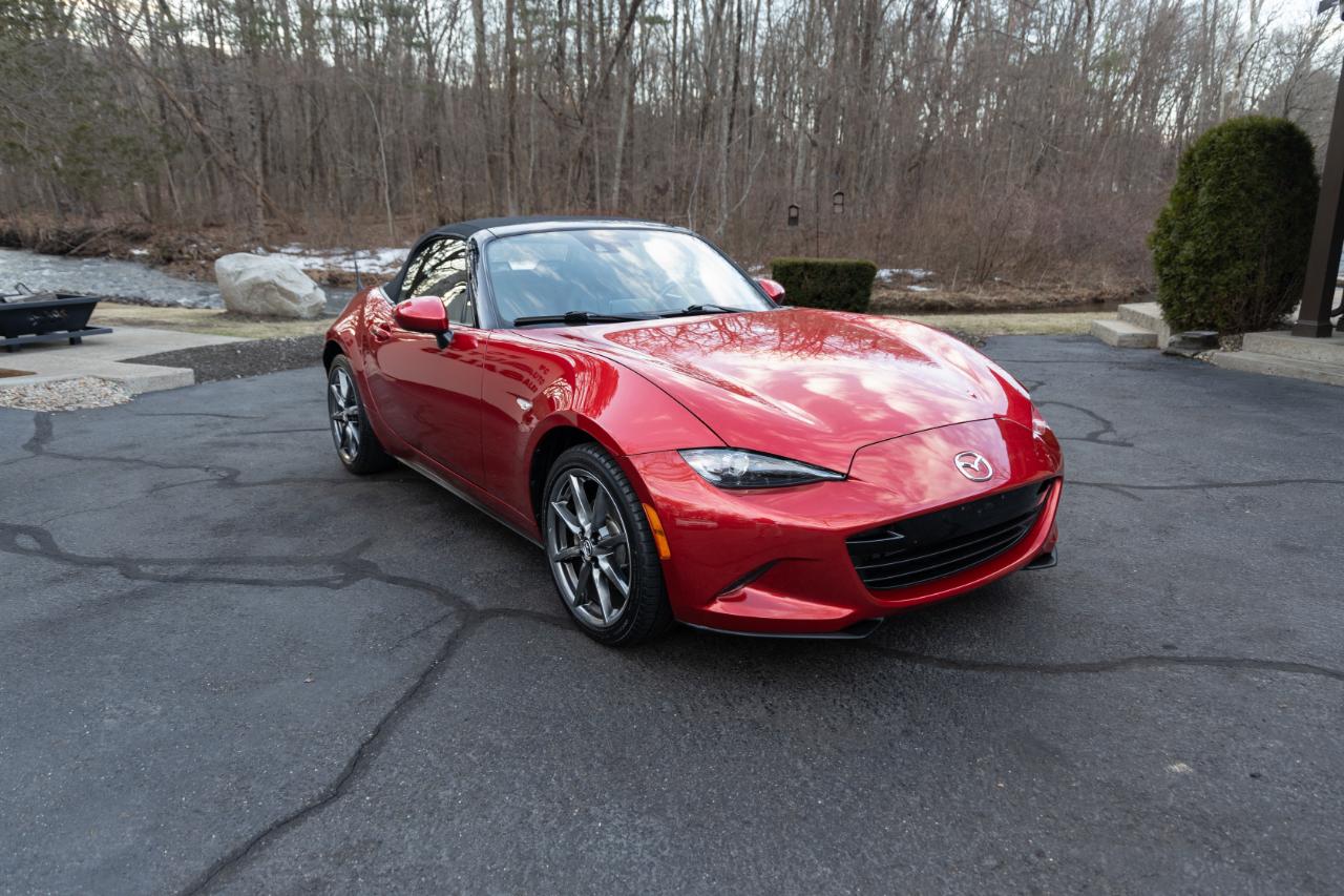 Mazda MX-5 Miata Grand Touring 6AT 2016