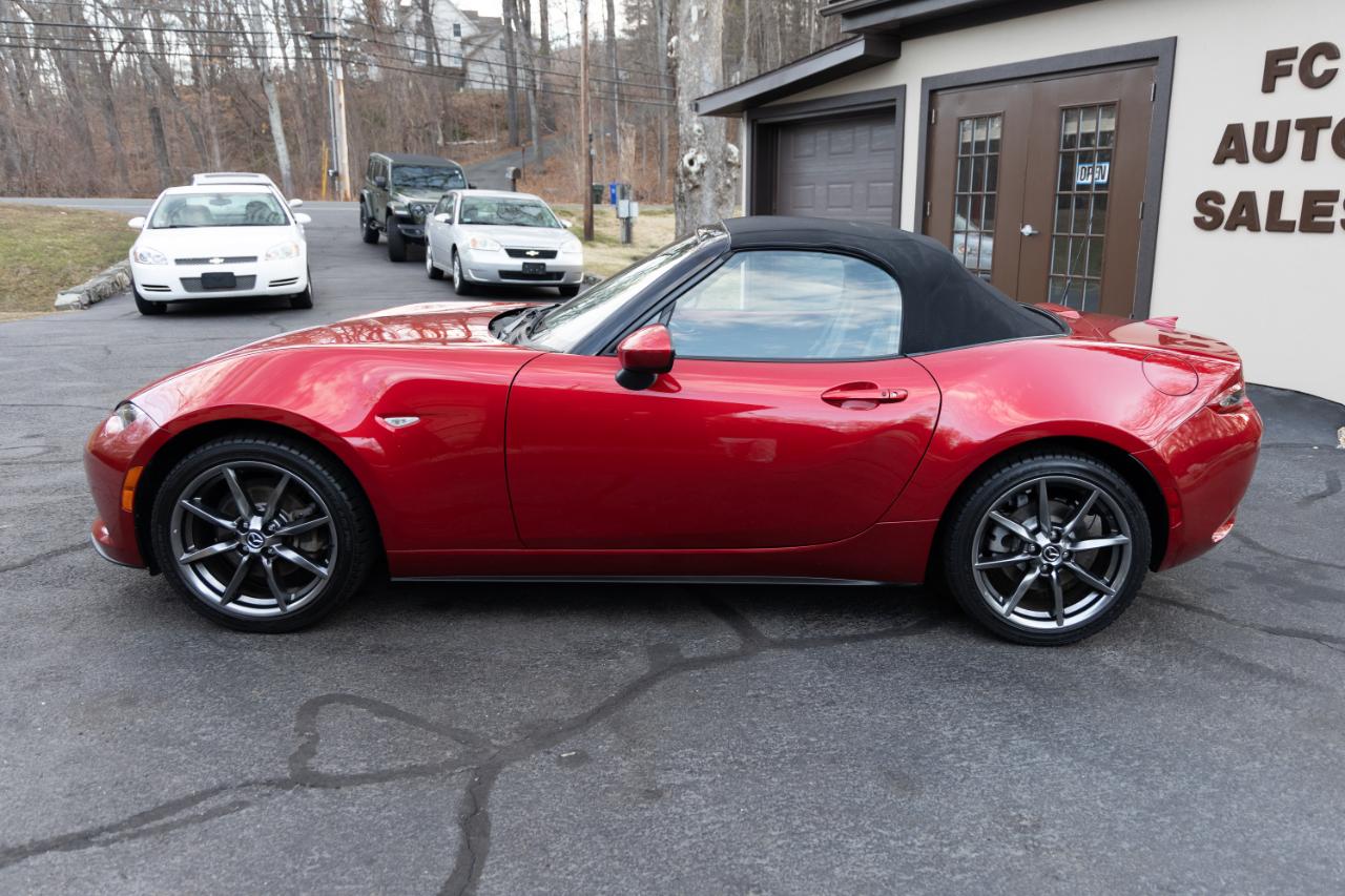 Mazda MX-5 Miata Grand Touring 6AT 2016