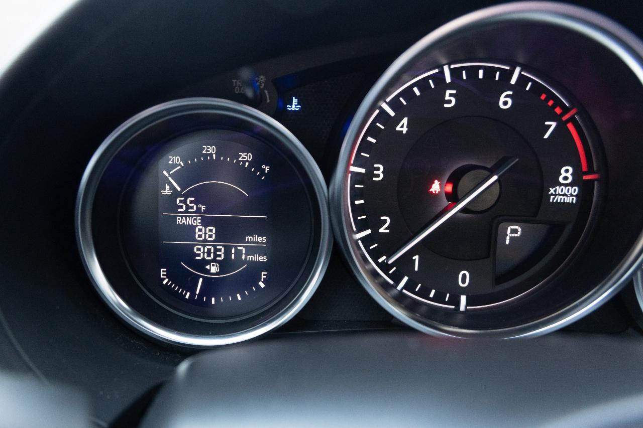 Mazda MX-5 Miata Grand Touring 6AT 2016