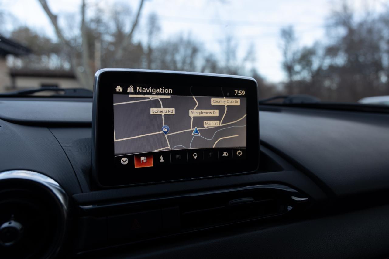 Mazda MX-5 Miata Grand Touring 6AT 2016