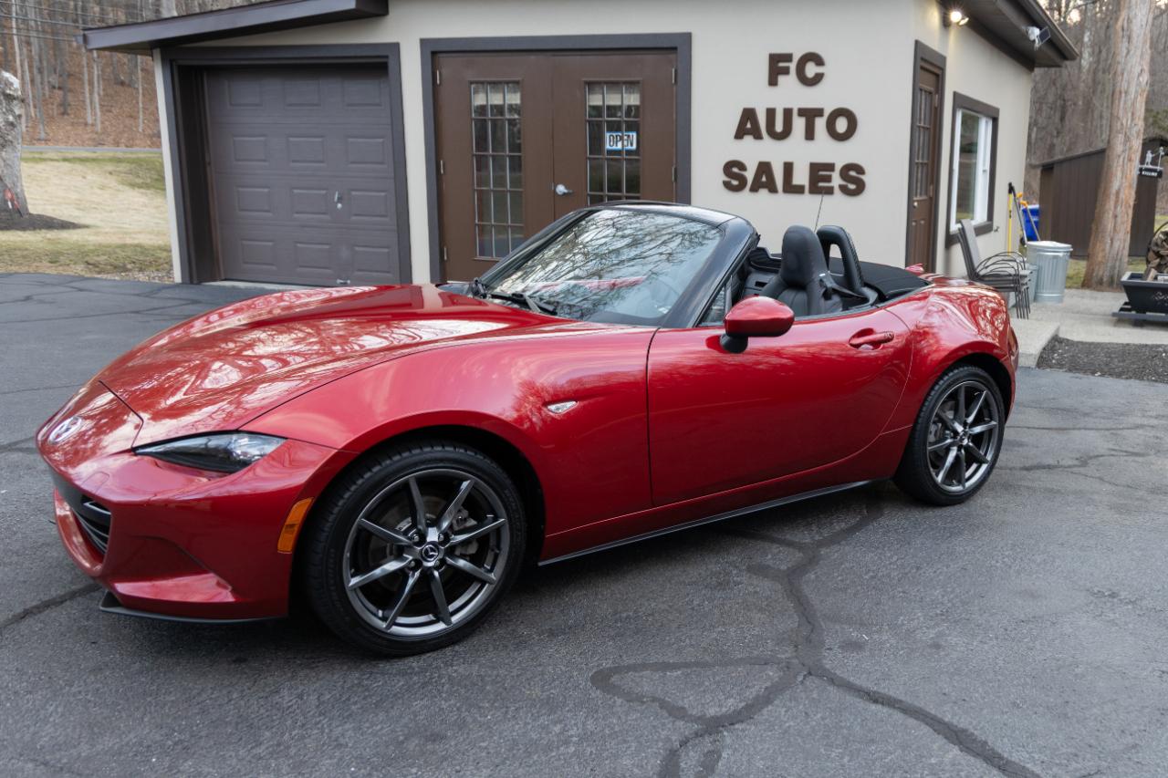 Mazda MX-5 Miata Grand Touring 6AT 2016