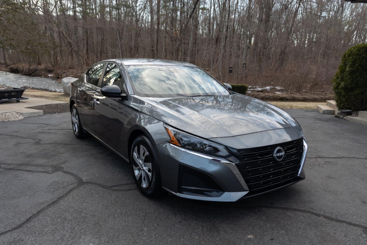 Nissan Altima 2.5 S 2024