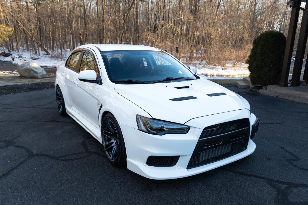 Mitsubishi Lancer Evolution GSR 2011
