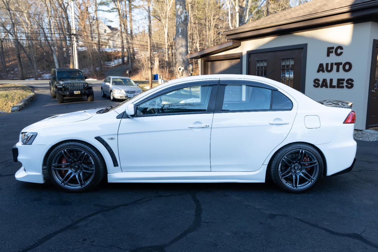 Mitsubishi Lancer Evolution GSR 2011