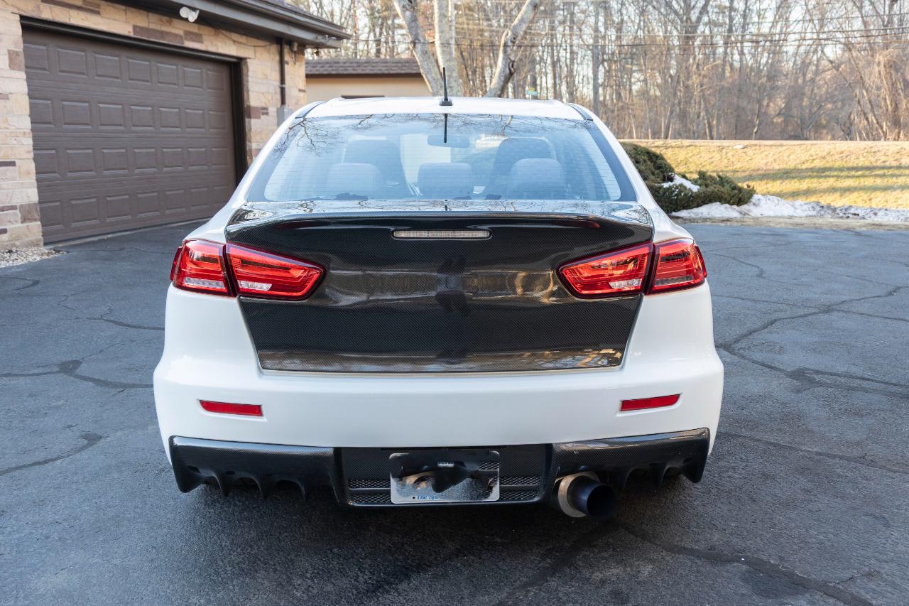 Mitsubishi Lancer Evolution GSR 2011