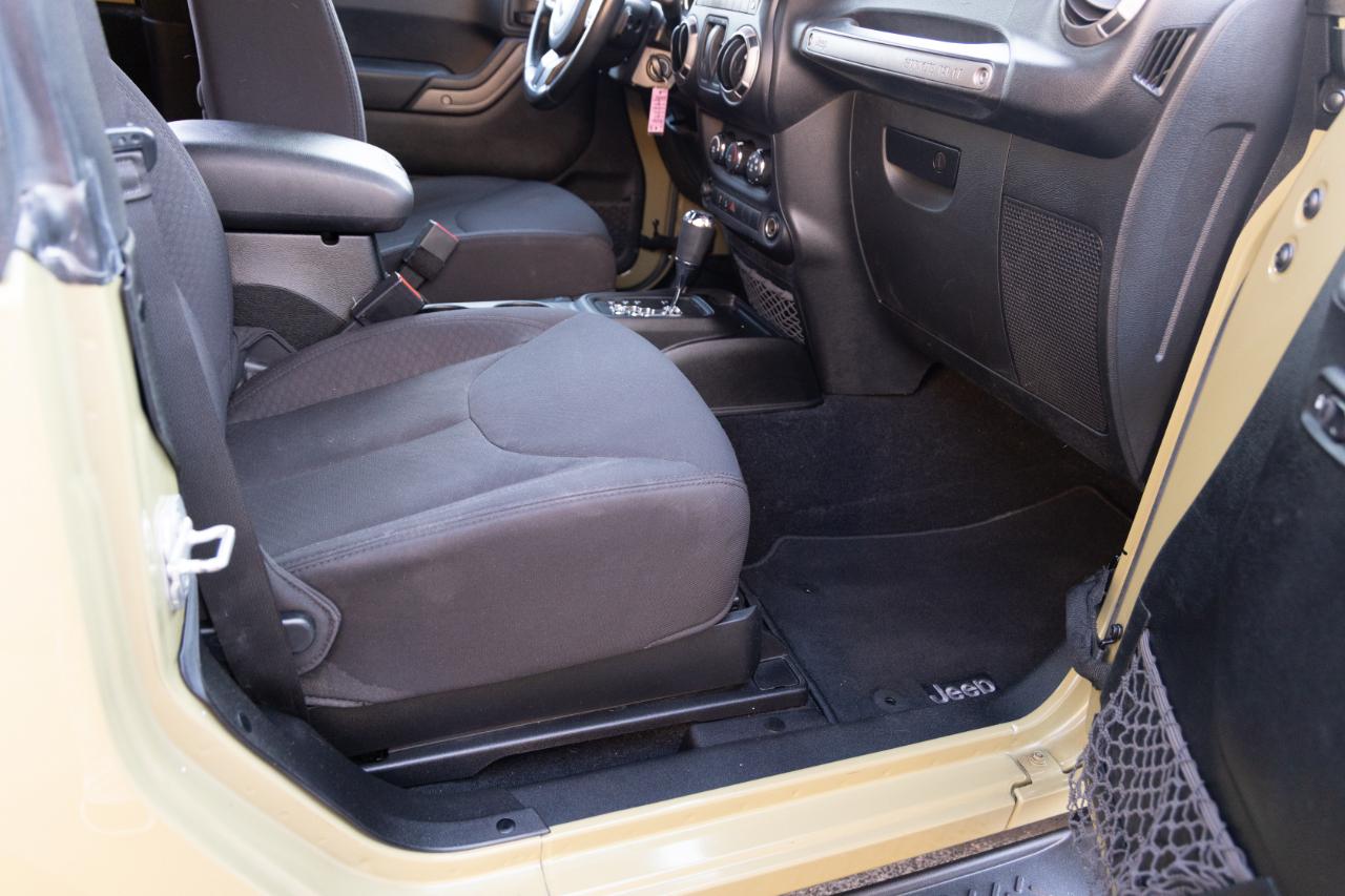 Jeep Wrangler Sport 4WD 2013