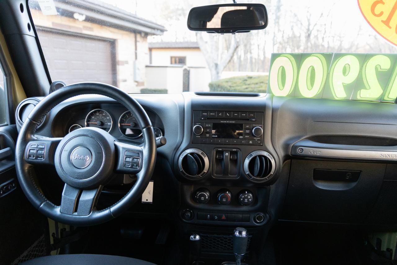 Jeep Wrangler Sport 4WD 2013