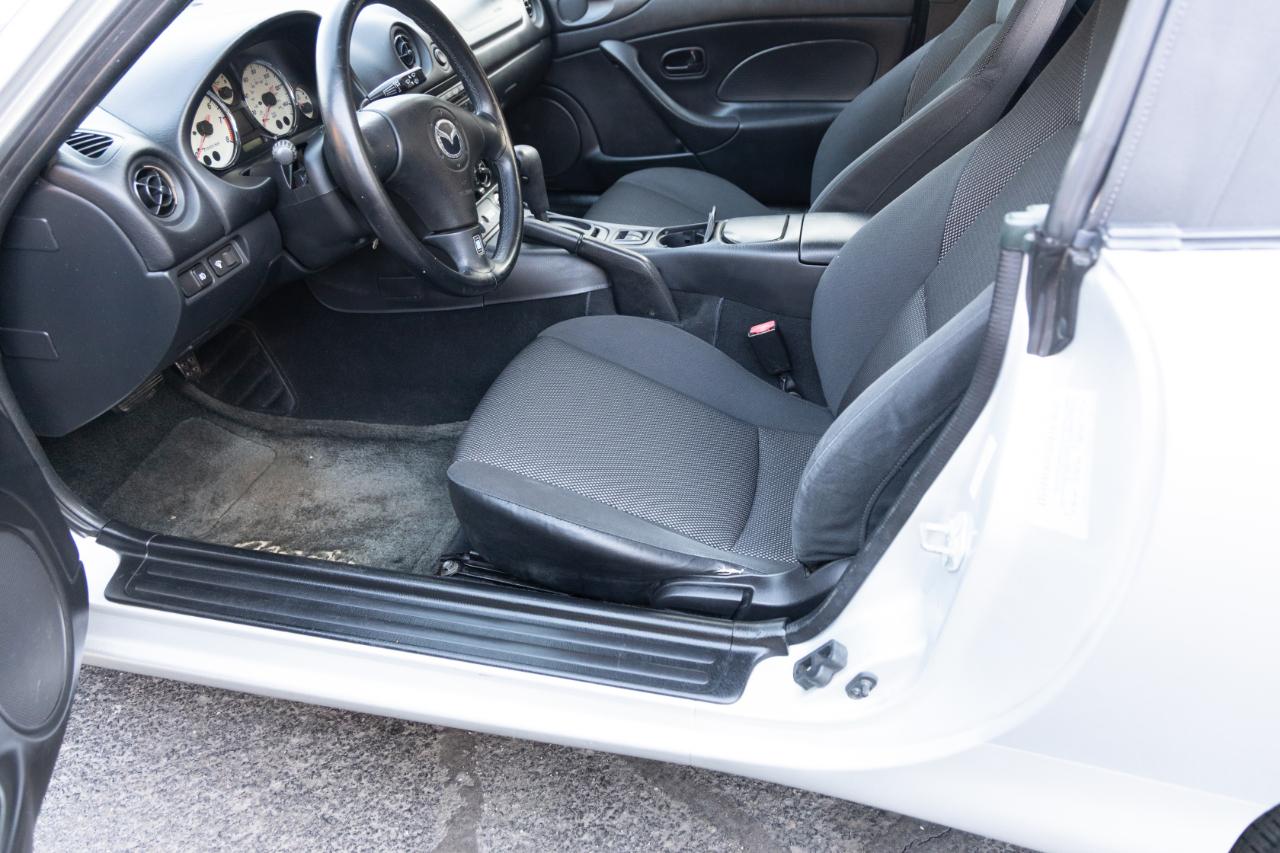 Mazda MX-5 Miata Base 2001