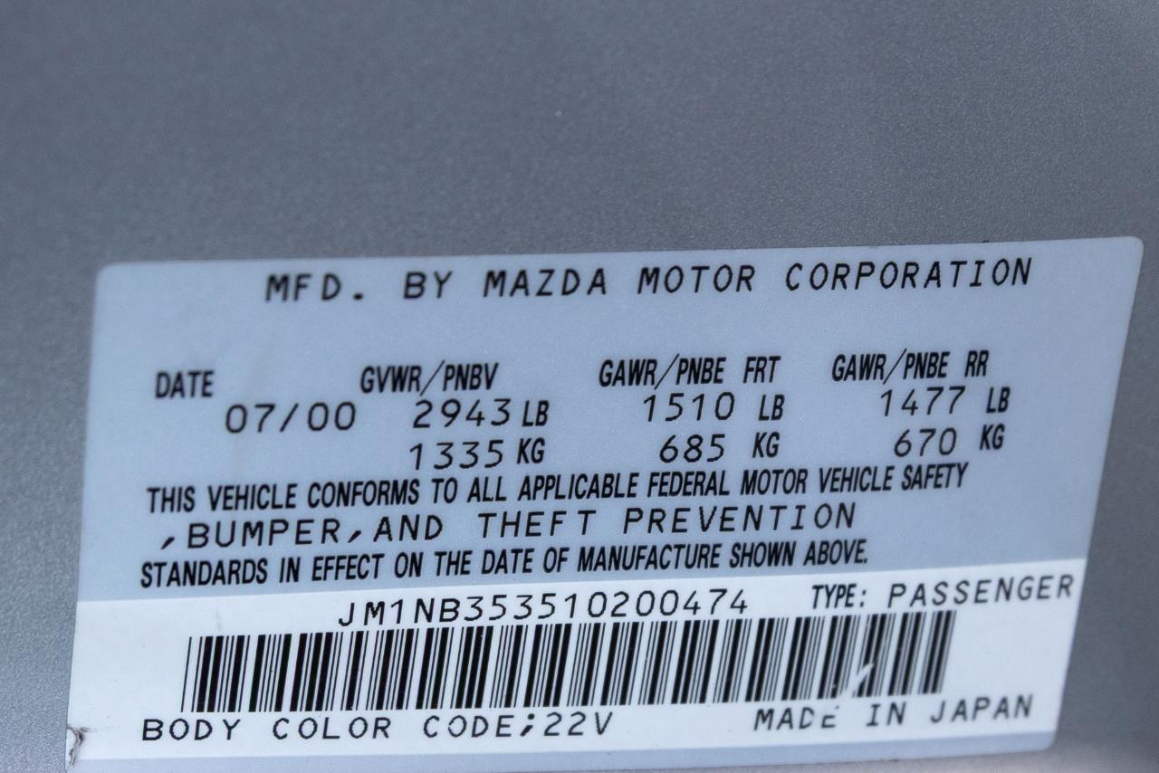 Mazda MX-5 Miata Base 2001