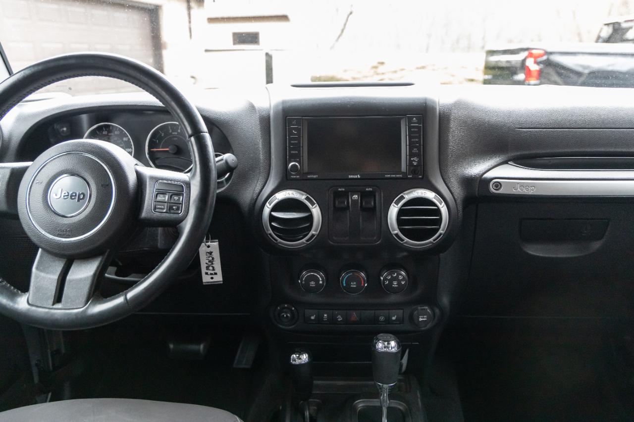 Jeep Wrangler Sahara 4WD 2016