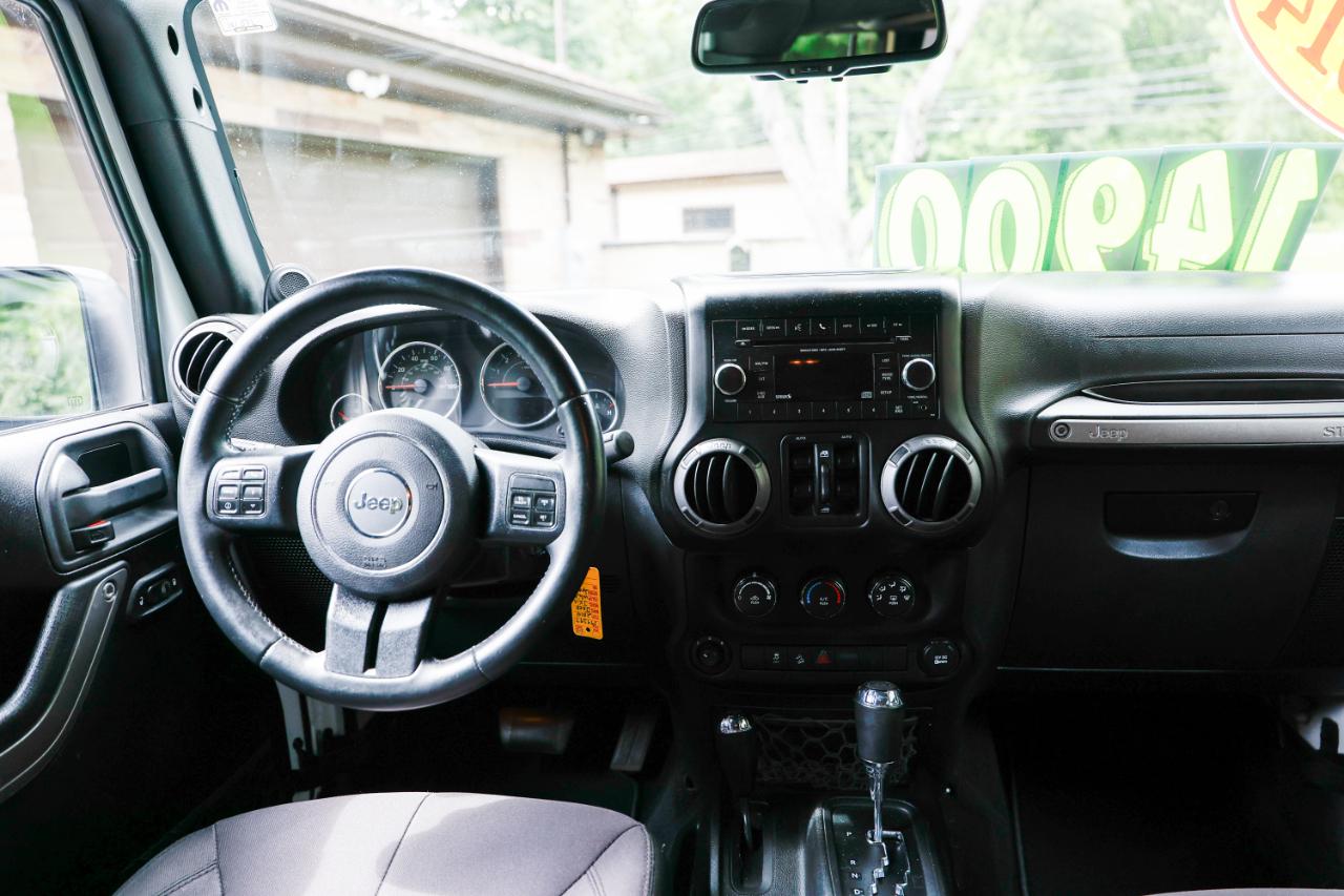 Jeep Wrangler Unlimited Sport 4WD 2014