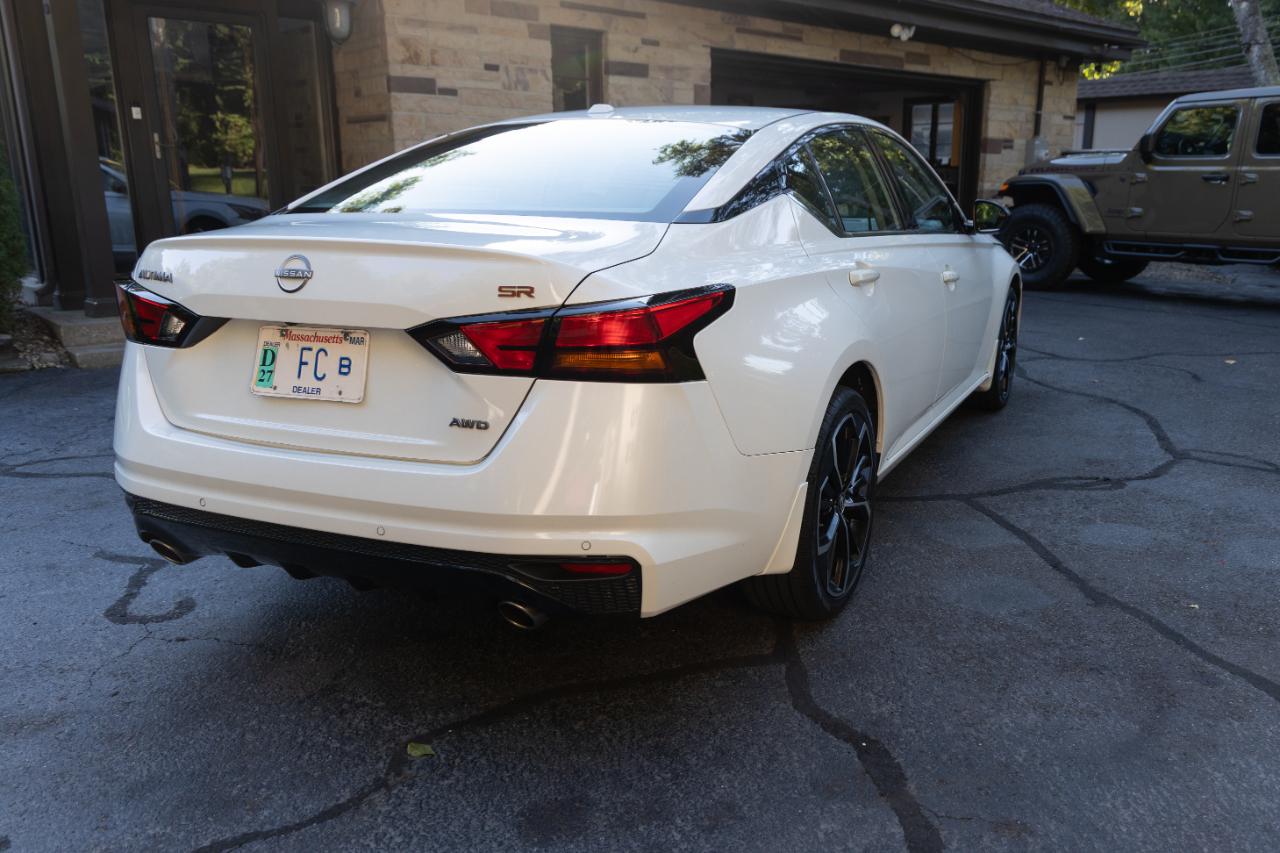 Nissan Altima 2.5 SR AWD 2024