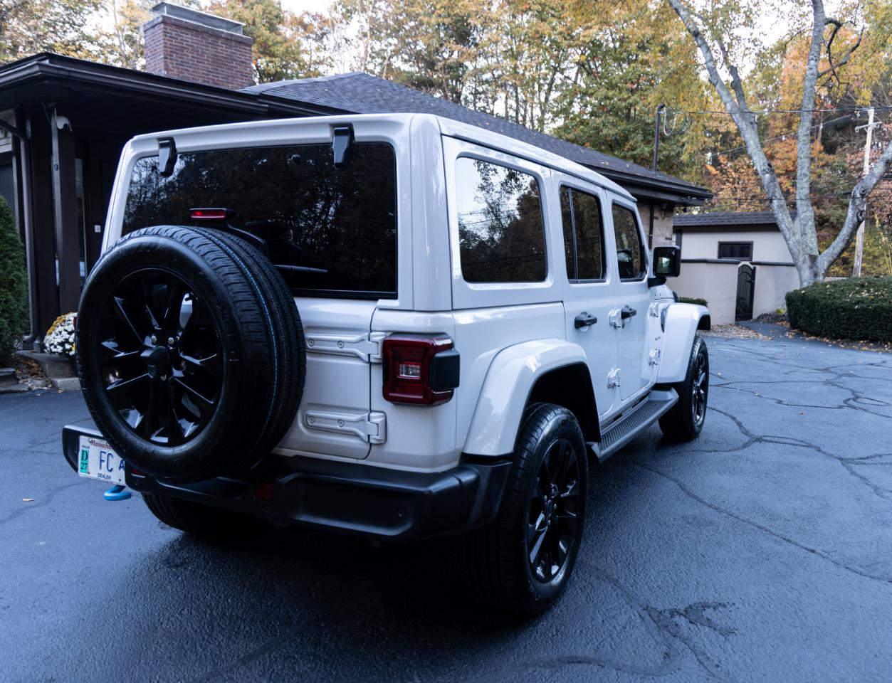 Jeep Wrangler 4xe Sahara 2024