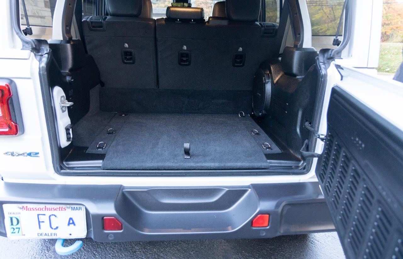 Jeep Wrangler 4xe Sahara 2024