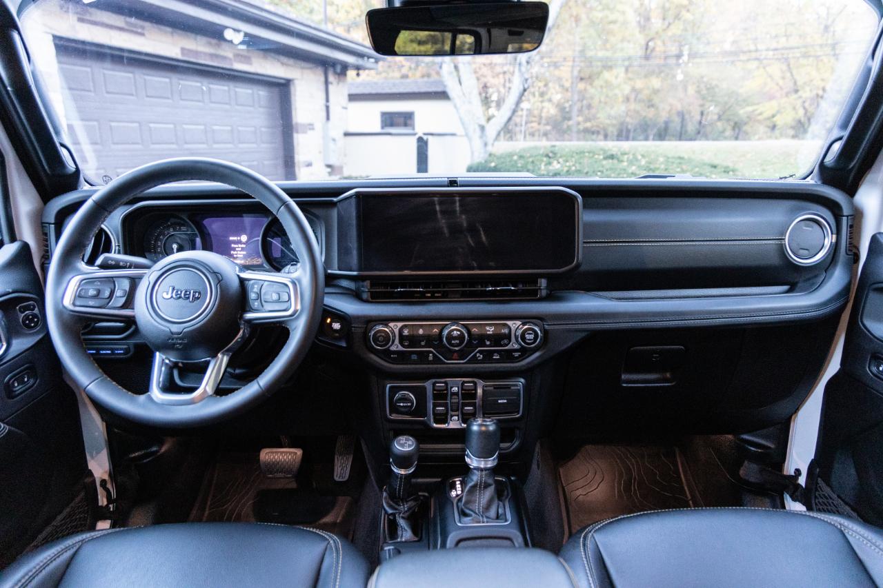 Jeep Wrangler 4xe Sahara 2024