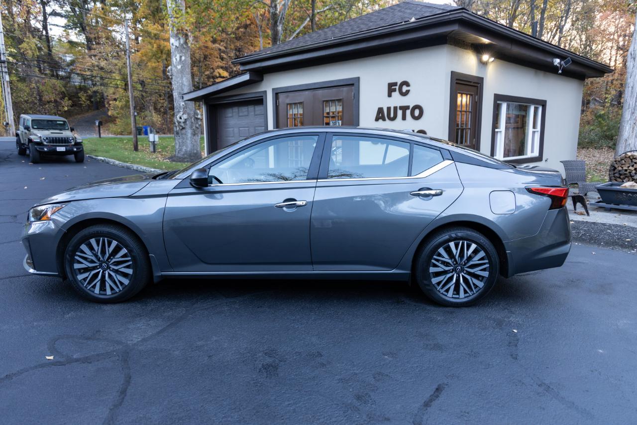 Nissan Altima 2.5 SV AWD 2025