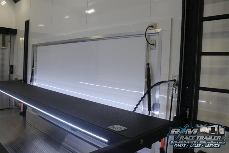 Intech Trailers Lite Series  2026