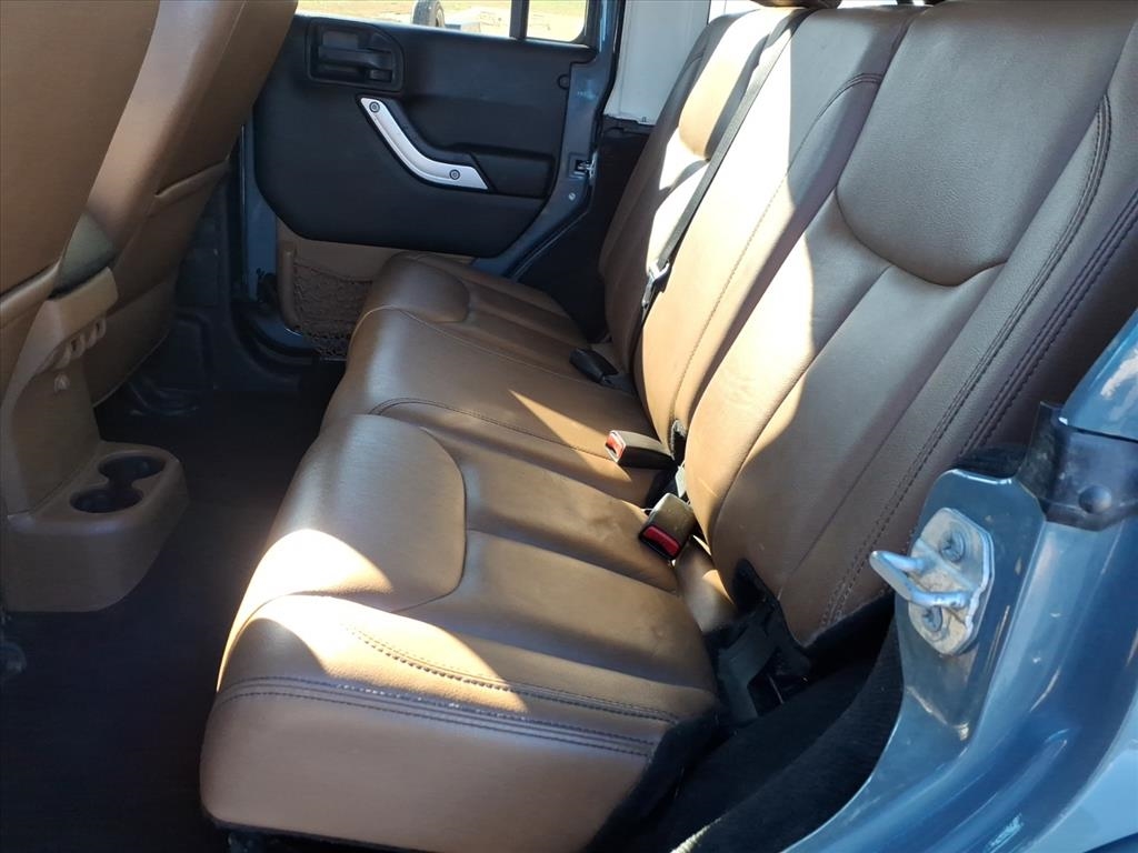 Jeep Wrangler Unlimited Sahara 4WD 2015