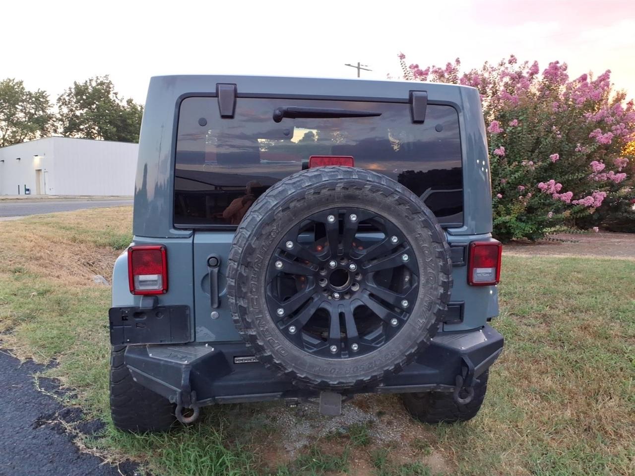 Jeep Wrangler Unlimited Sahara 4WD 2015