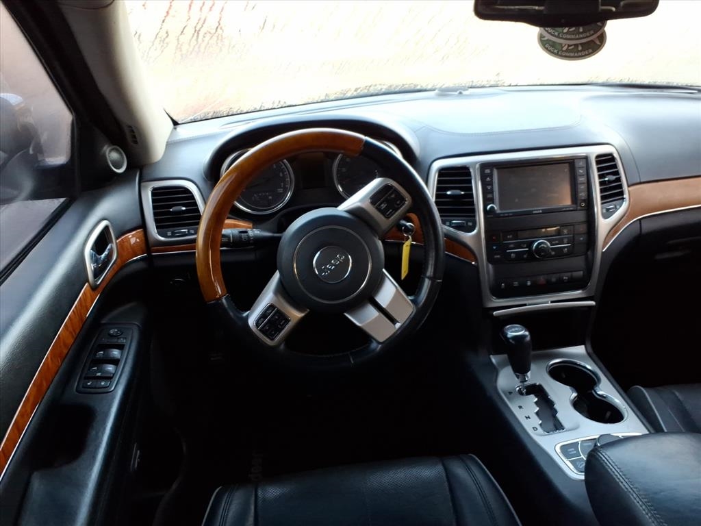 Jeep Grand Cherokee Overland 4WD 2011