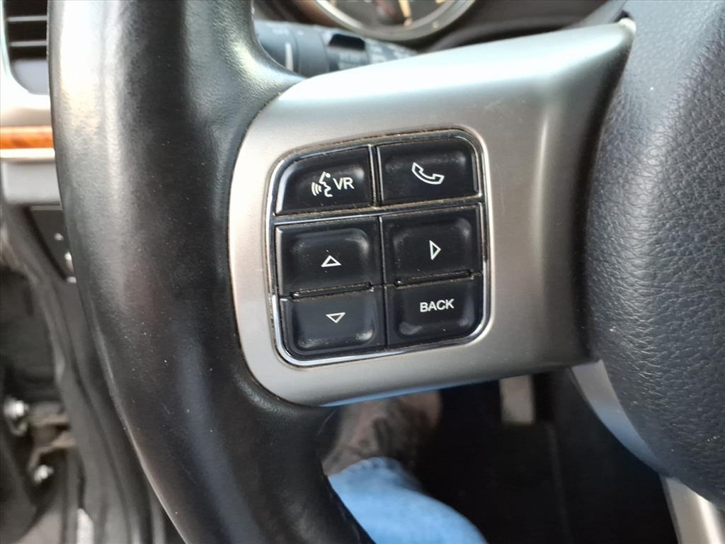 Jeep Grand Cherokee Overland 4WD 2011