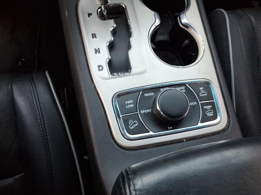 Jeep Grand Cherokee Overland 4WD 2011