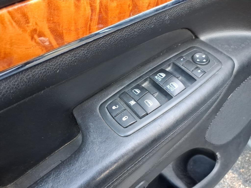 Jeep Grand Cherokee Overland 4WD 2011