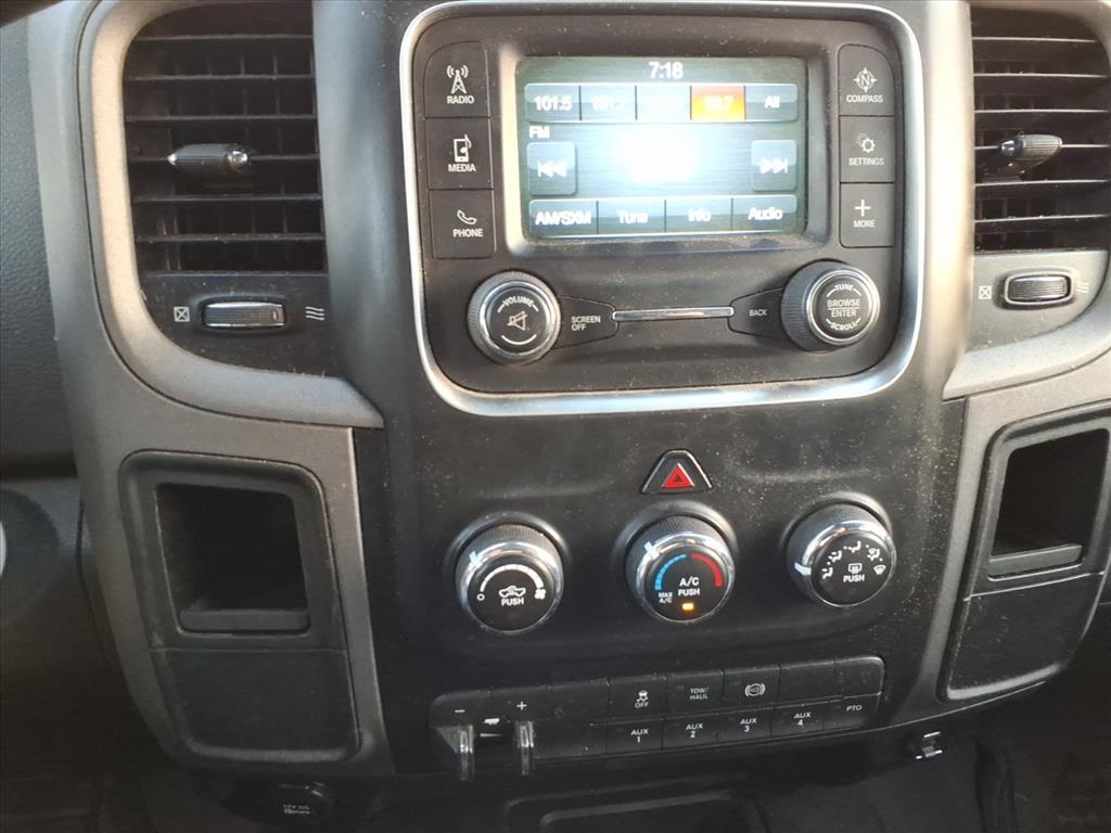 RAM 3500 Crew Cab 4WD DRW 2016