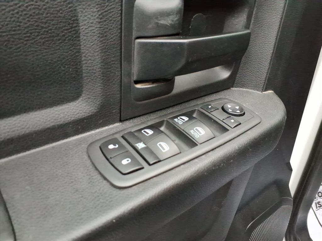 RAM 2500 ST Crew Cab SWB 4WD 2014