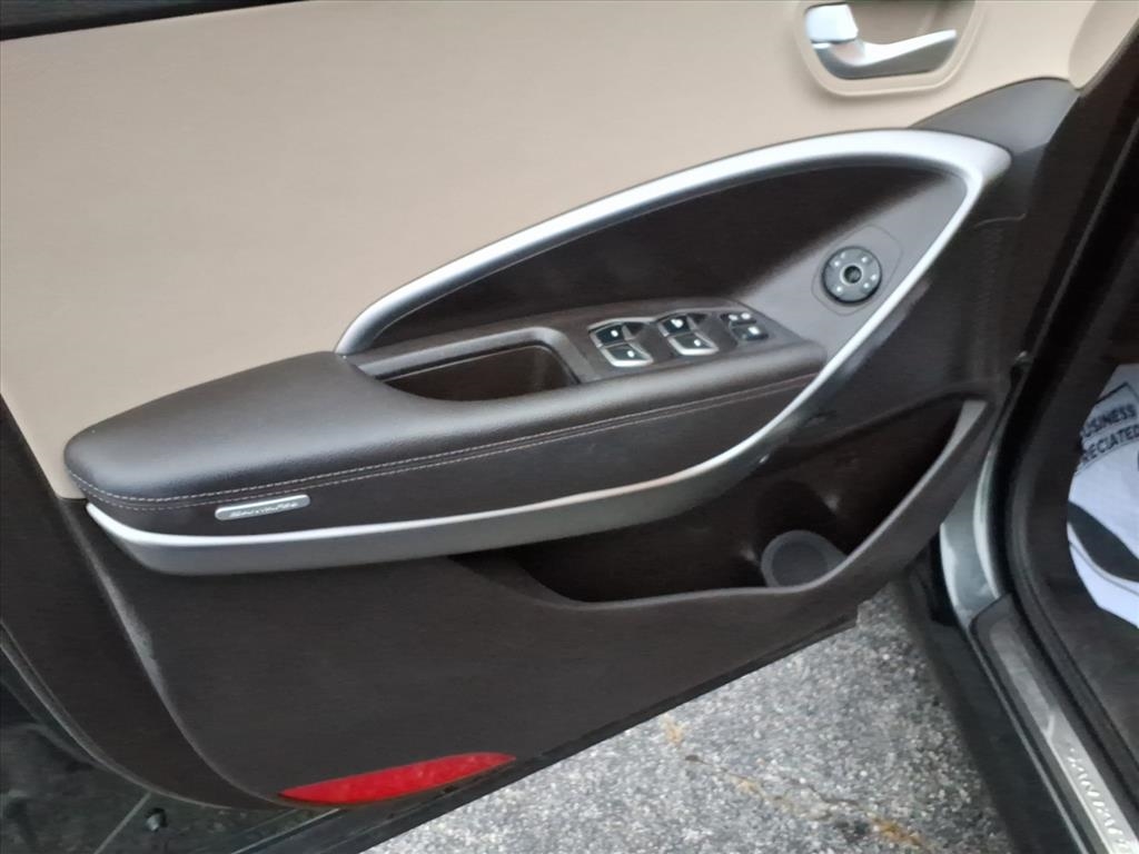 Hyundai Santa Fe Limited FWD 2013