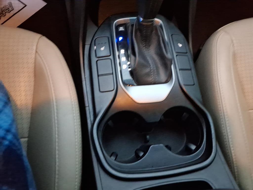 Hyundai Santa Fe Limited FWD 2013