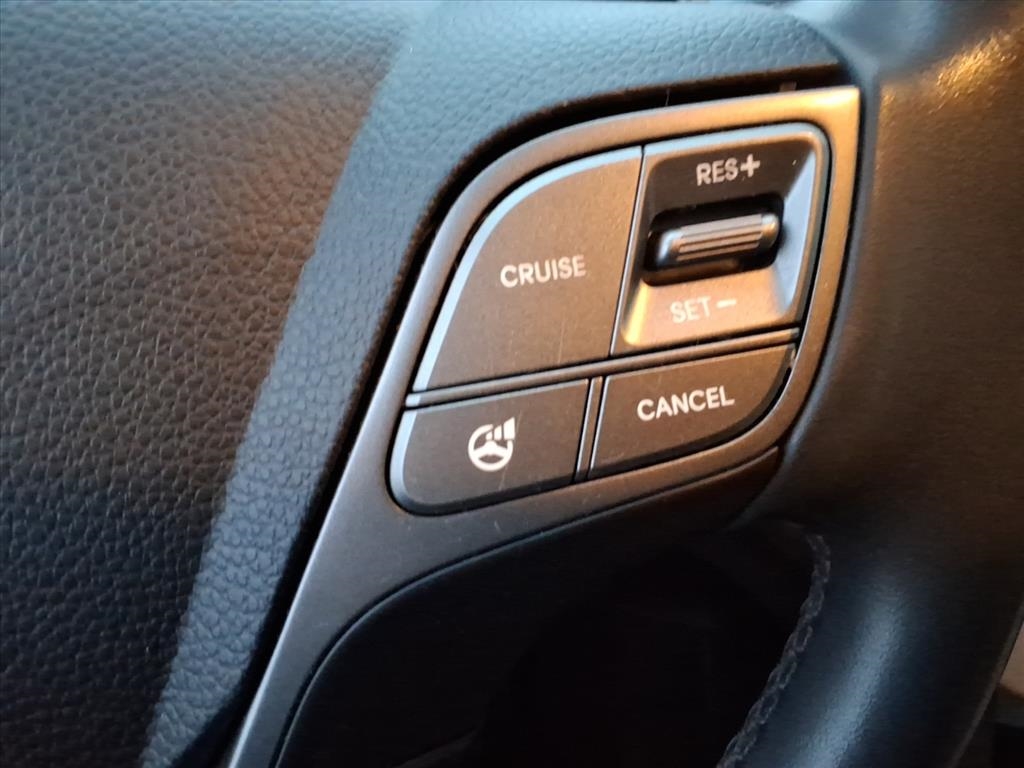 Hyundai Santa Fe Limited FWD 2013