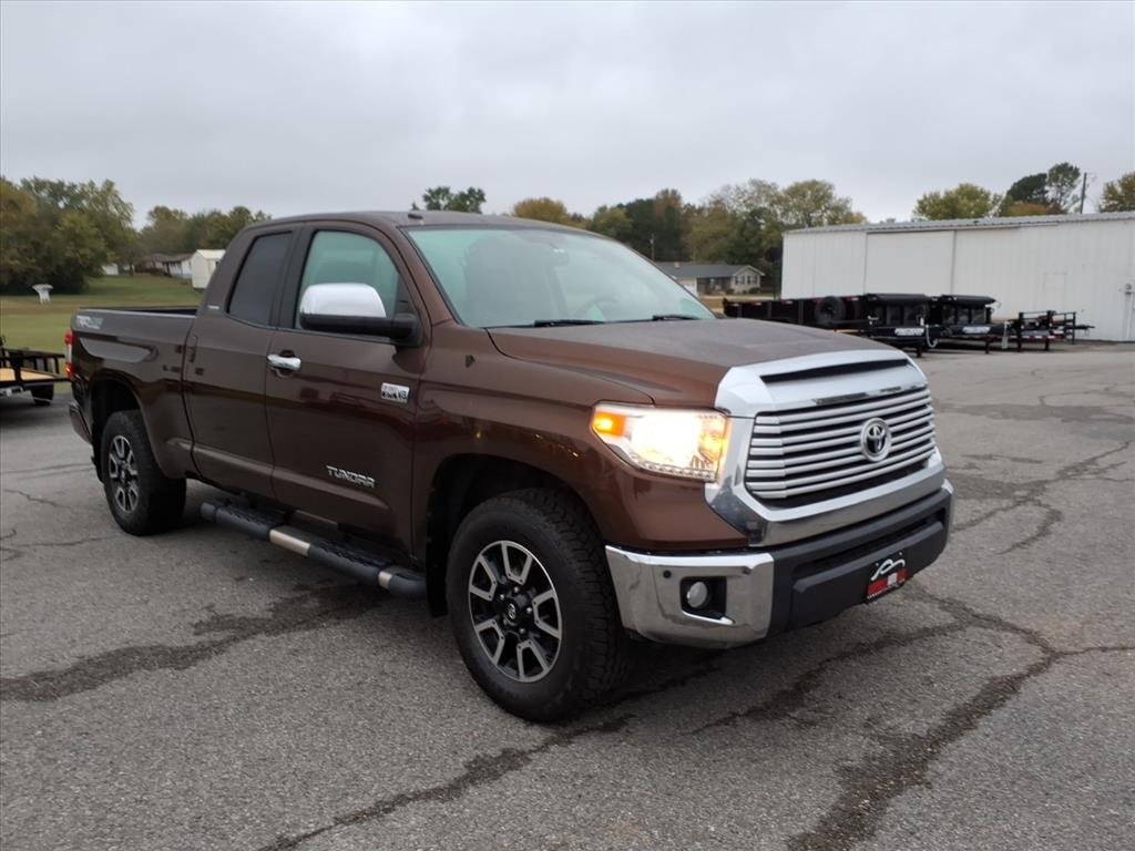 2017 Toyota Tundra Limited 5.7L Double Cab 4WD