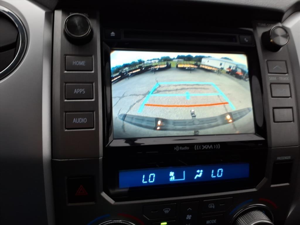 Toyota Tundra Limited 5.7L Double Cab 4WD 2017