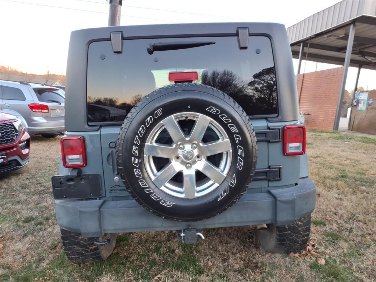 Jeep Wrangler Unlimited Sport 4WD 2014