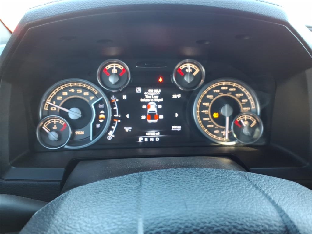 RAM 1500 Longhorn Crew Cab SWB 4WD 2016