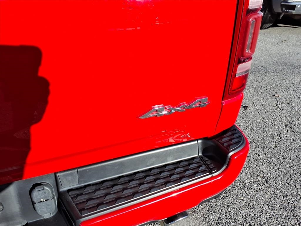 RAM 1500 Laramie Crew Cab SWB 4WD 2022