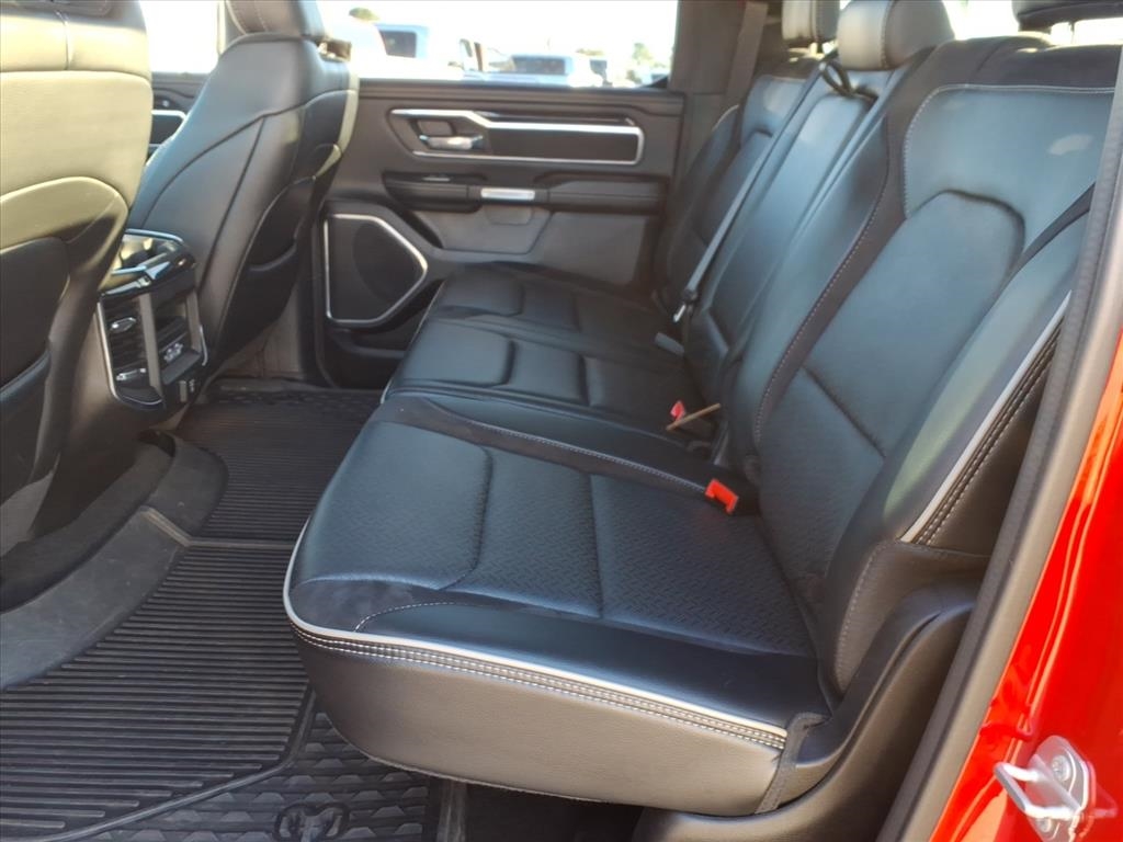 RAM 1500 Laramie Crew Cab SWB 4WD 2022