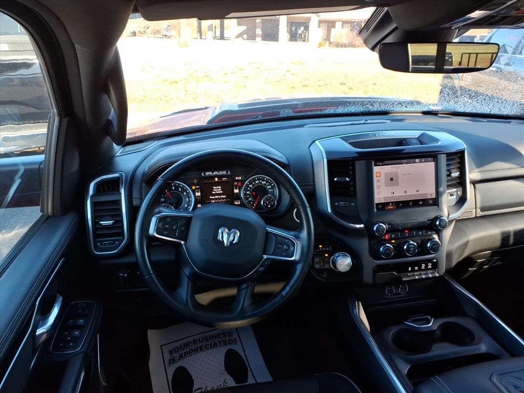 RAM 1500 Laramie Crew Cab SWB 4WD 2022