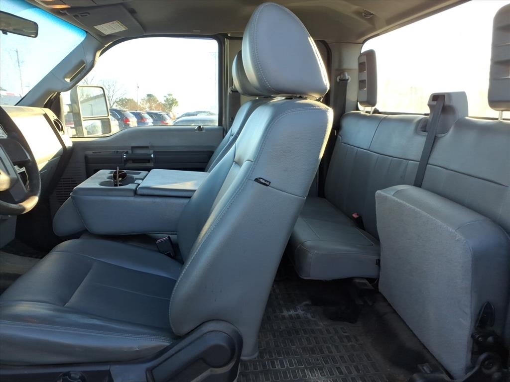 Ford F-250 SD XL SuperCab 4WD 2012