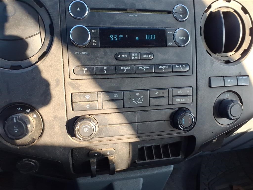 Ford F-250 SD XL SuperCab 4WD 2012