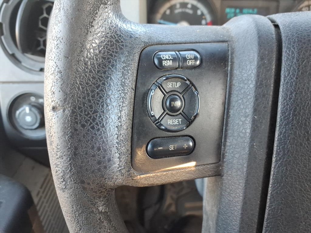 Ford F-250 SD XL SuperCab 4WD 2012