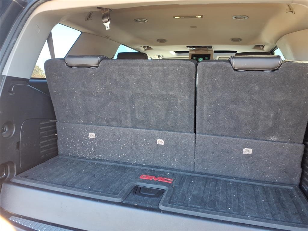 GMC Yukon Denali 4WD 2018