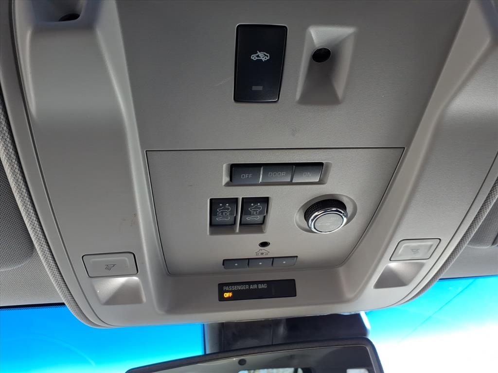 GMC Yukon Denali 4WD 2018