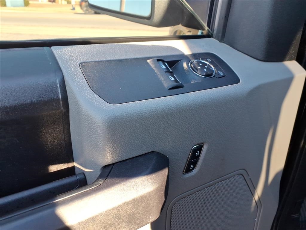 Ford F-150 XL 8-ft. Bed 2WD 2016